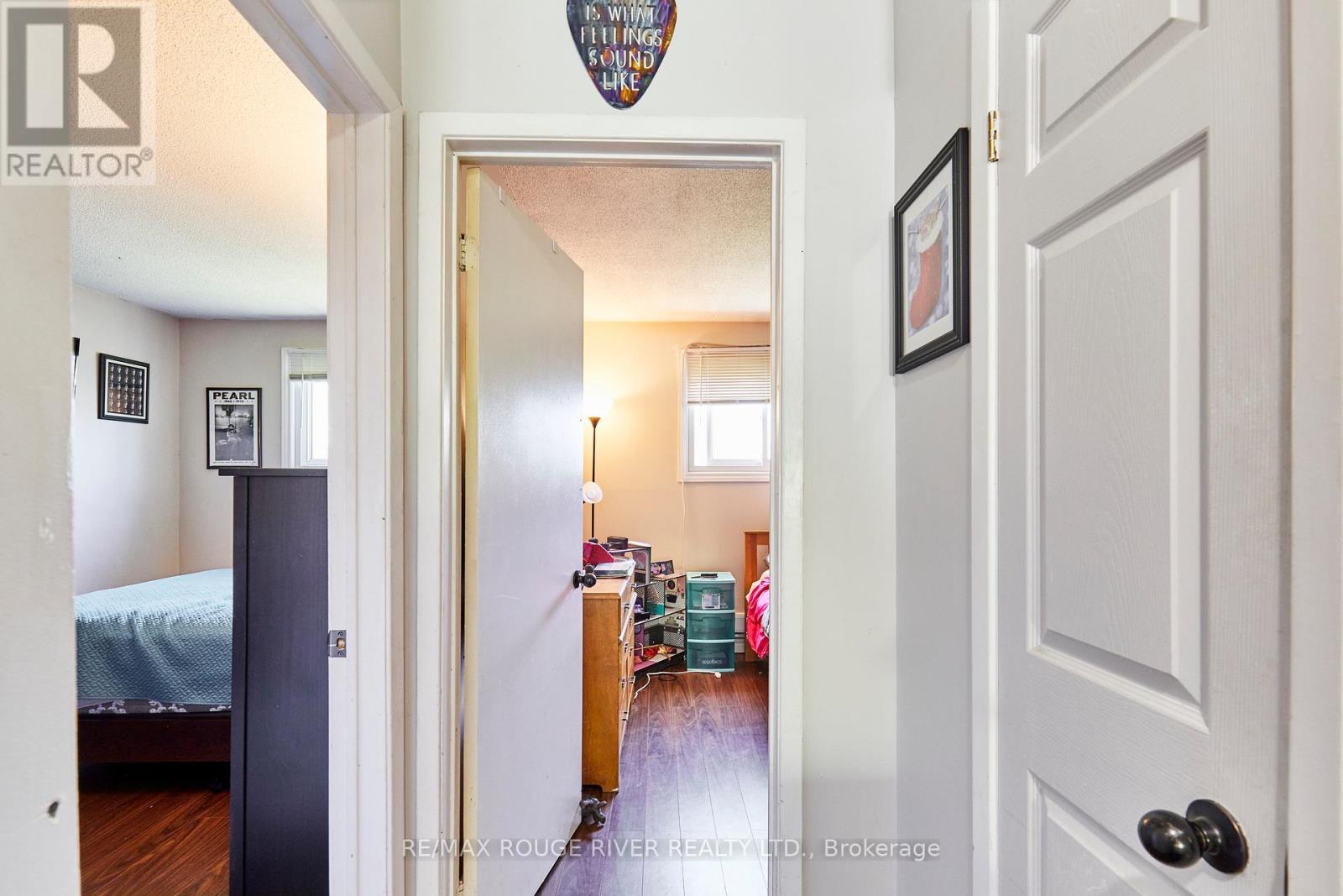 37 Wellington Avenue E, Oshawa (Farewell), Ontario  L1H 8P1 - Photo 15 - E12156798