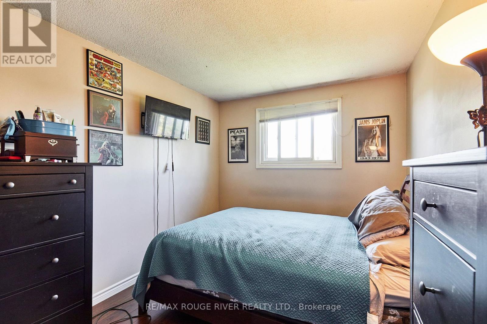 37 Wellington Avenue E, Oshawa (Farewell), Ontario  L1H 8P1 - Photo 17 - E12156798