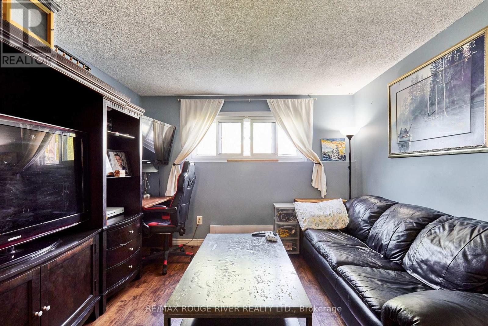 37 Wellington Avenue E, Oshawa (Farewell), Ontario  L1H 8P1 - Photo 22 - E12156798