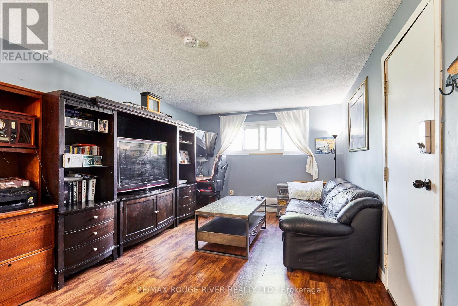 37 Wellington Avenue E, Oshawa (Farewell), Ontario  L1H 8P1 - Photo 21 - E12156798