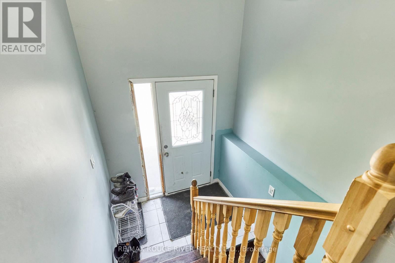 37 Wellington Avenue E, Oshawa (Farewell), Ontario  L1H 8P1 - Photo 4 - E12156798