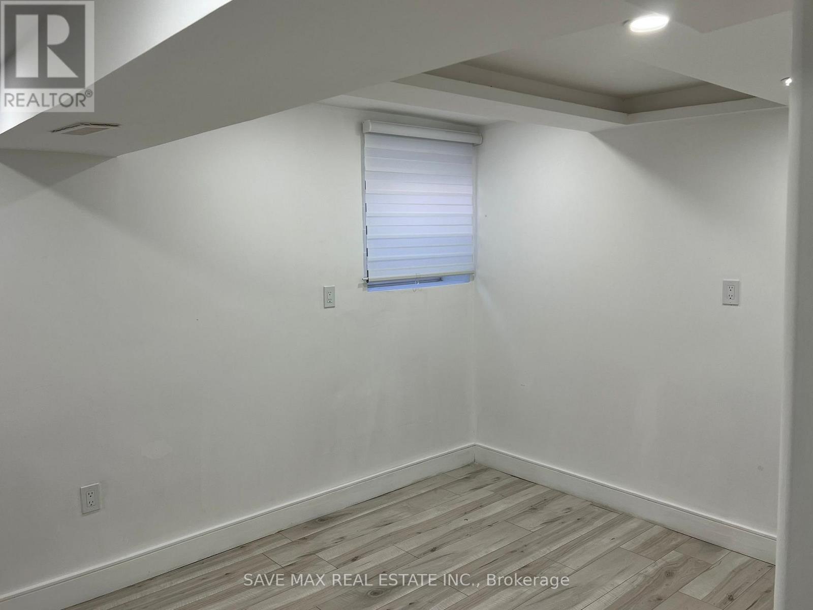 290 Shepherd Avenue, Cambridge, Ontario  N3C 1T8 - Photo 33 - X12167453