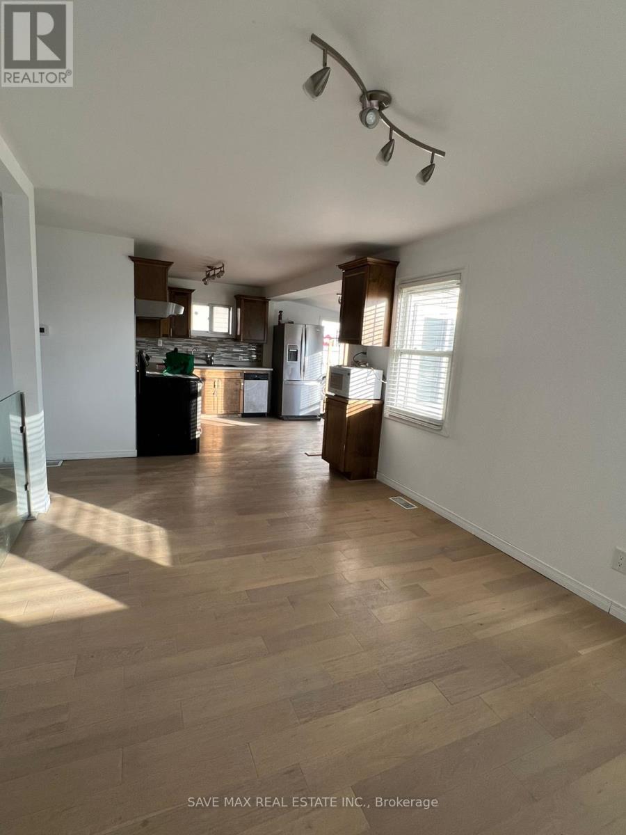 290 Shepherd Avenue, Cambridge, Ontario  N3C 1T8 - Photo 9 - X12167453