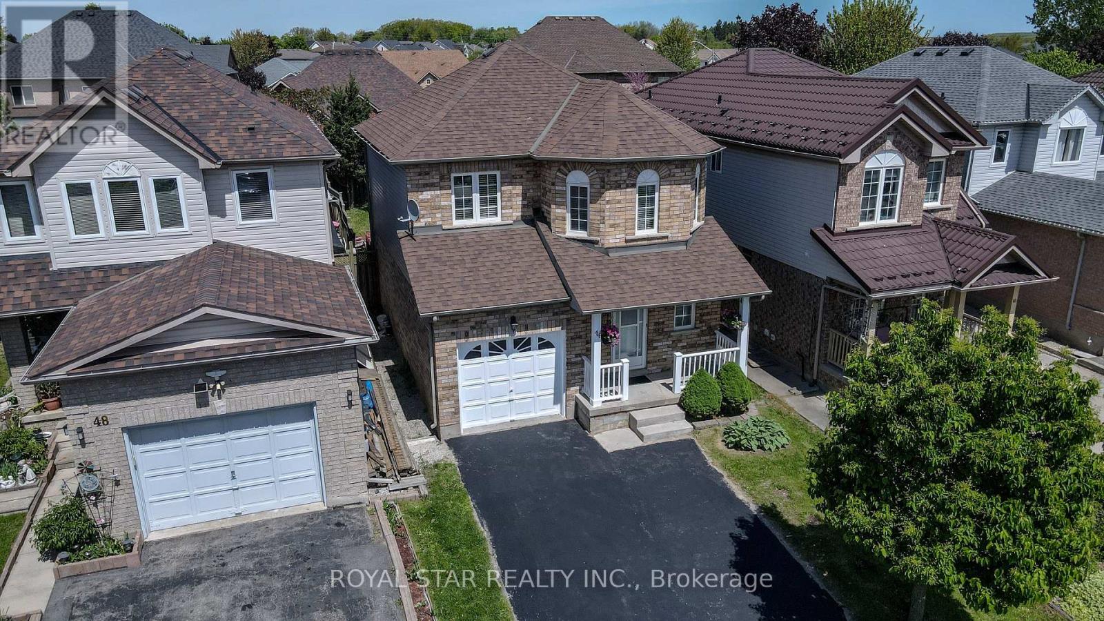 44 Wheeler Drive, Cambridge, Ontario  N1P 1G4 - Photo 2 - X12167495