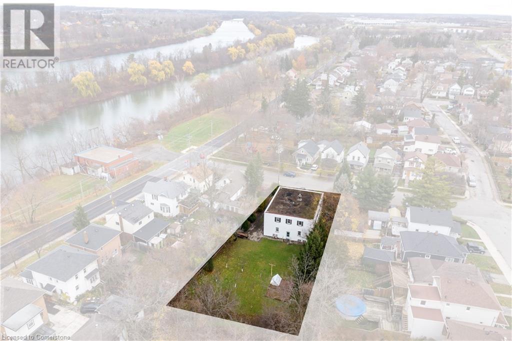 13 Mcmaster Avenue, Welland, Ontario  L3B 3S6 - Photo 3 - 40726395