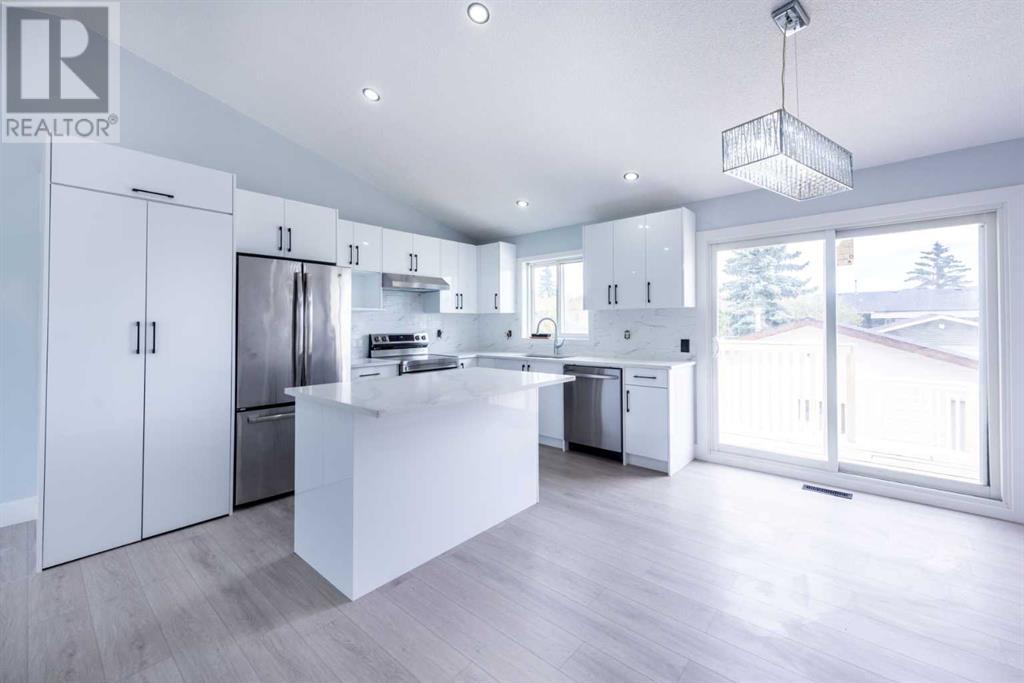 141 Falshire Close Ne, Calgary, Alberta  T3J 1W9 - Photo 11 - A2219474