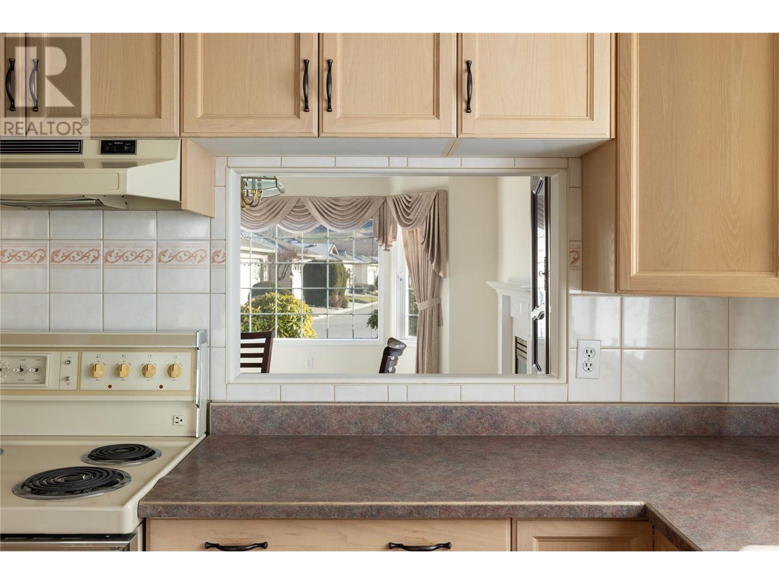 595 Yates Road Unit# 118, Kelowna, British Columbia  V1V 1P8 - Photo 5 - 10348921
