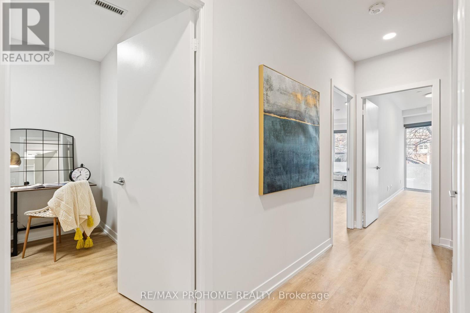 Th01 - 87 Wood Street S, Toronto, Ontario  M4Y 0E8 - Photo 20 - C12167516
