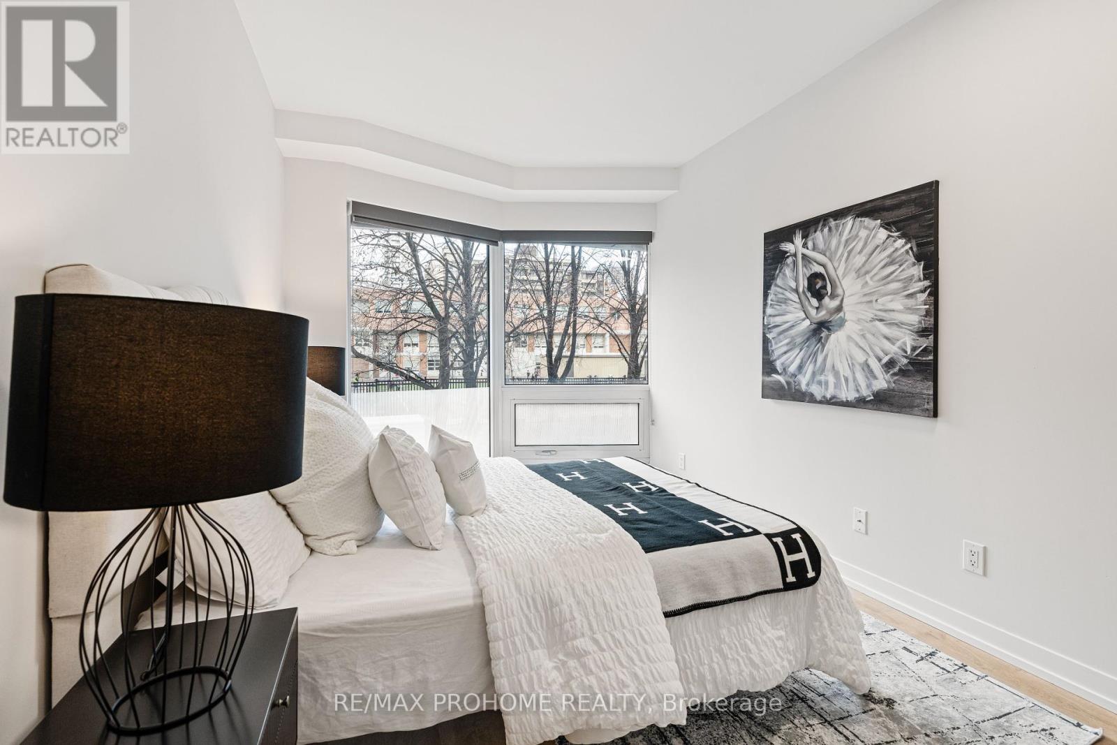 Th01 - 87 Wood Street S, Toronto, Ontario  M4Y 0E8 - Photo 22 - C12167516