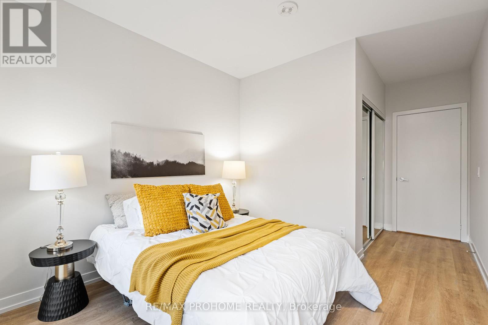 Th01 - 87 Wood Street S, Toronto, Ontario  M4Y 0E8 - Photo 29 - C12167516