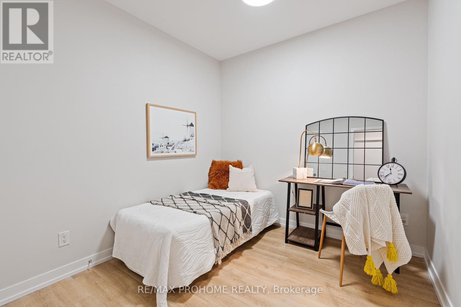 Th01 - 87 Wood Street S, Toronto, Ontario  M4Y 0E8 - Photo 31 - C12167516