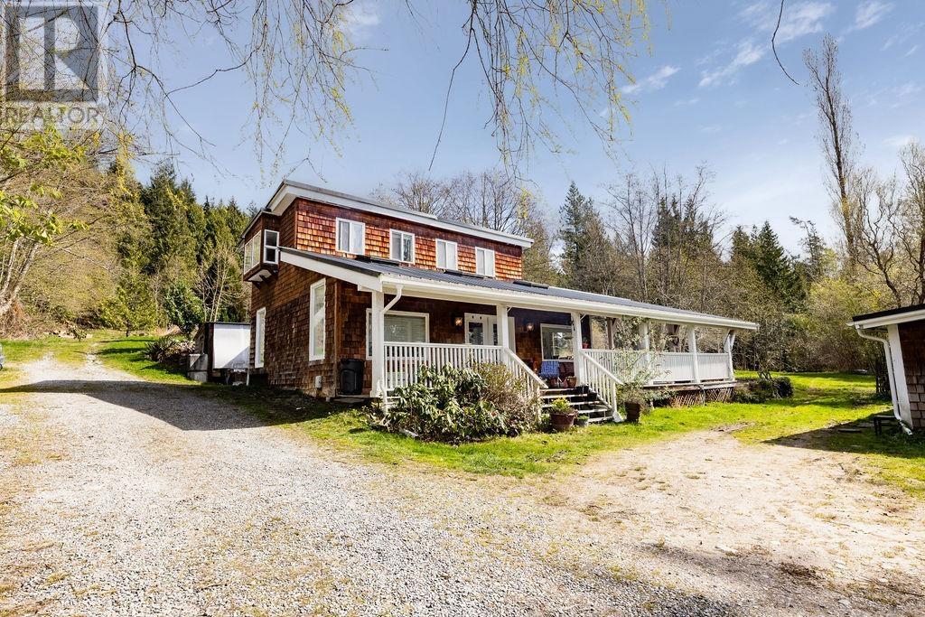 Property at 2470 SUNSHINE COAST HIGHWAY image 2