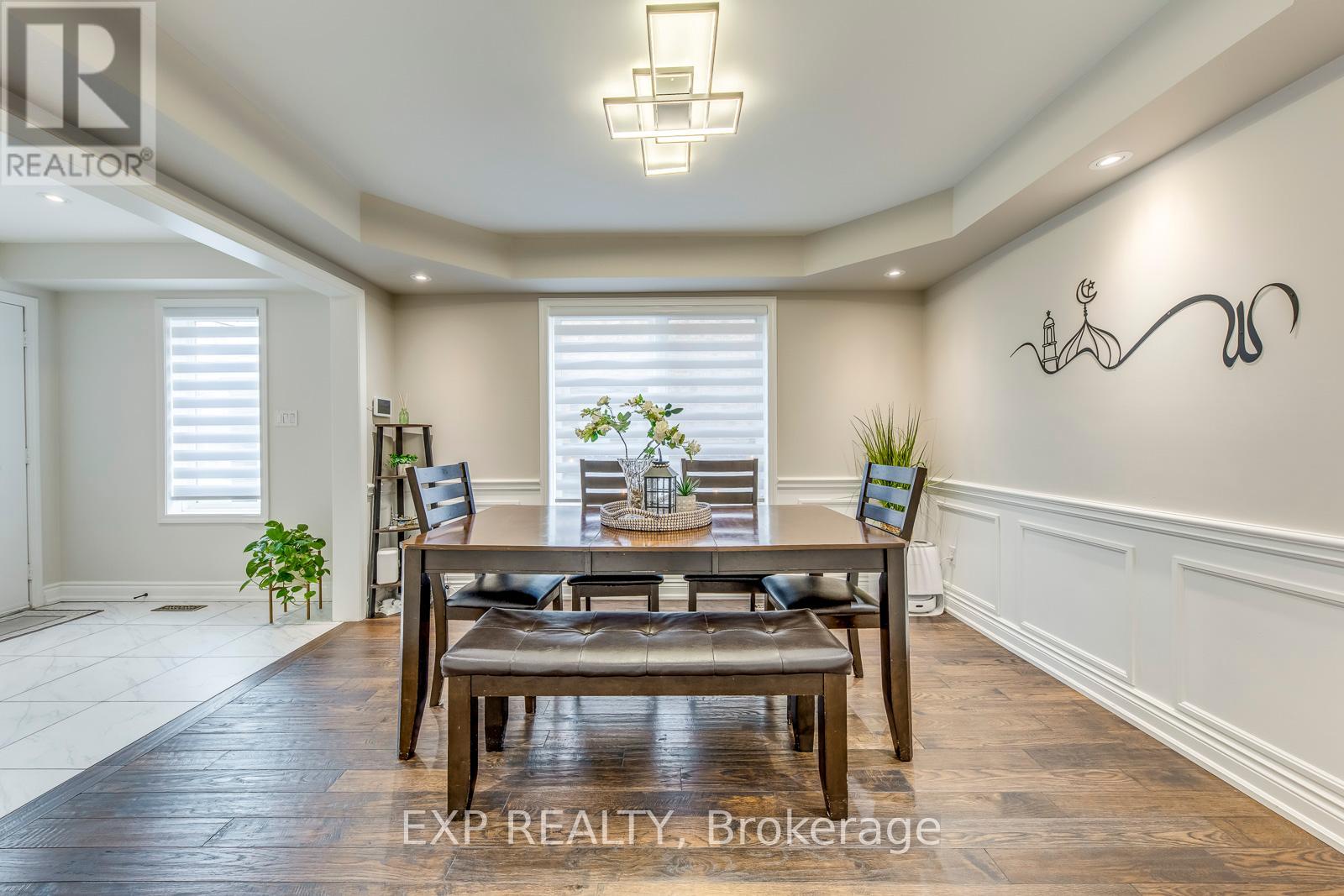 5737 Macphee Road, Mississauga, Ontario  L5M 7B2 - Photo 10 - W12167513
