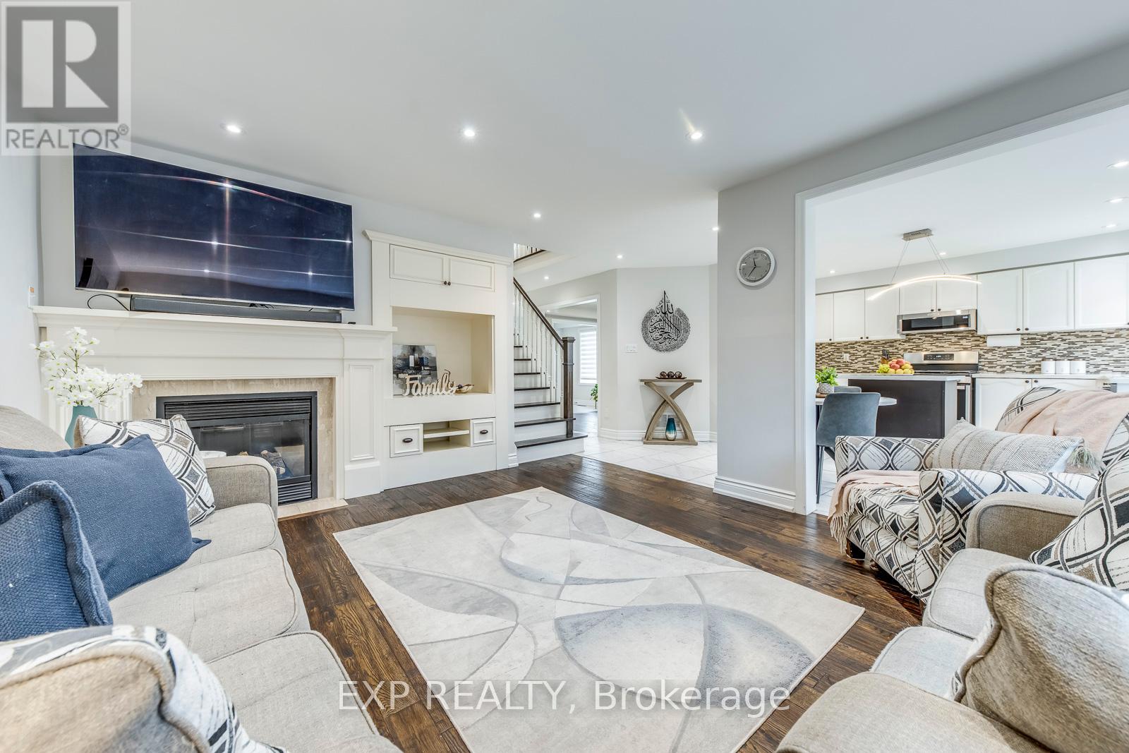 5737 Macphee Road, Mississauga, Ontario  L5M 7B2 - Photo 16 - W12167513