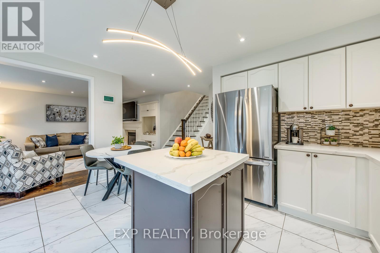 5737 Macphee Road, Mississauga, Ontario  L5M 7B2 - Photo 25 - W12167513