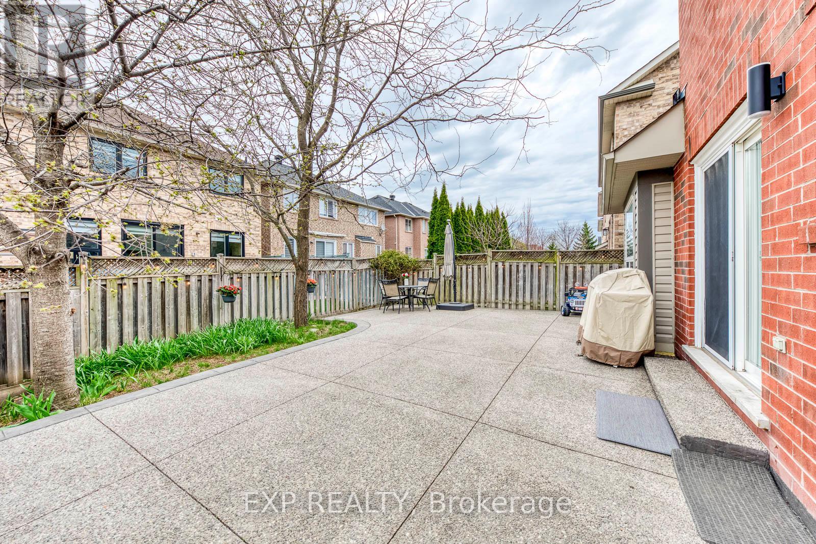 5737 Macphee Road, Mississauga, Ontario  L5M 7B2 - Photo 44 - W12167513