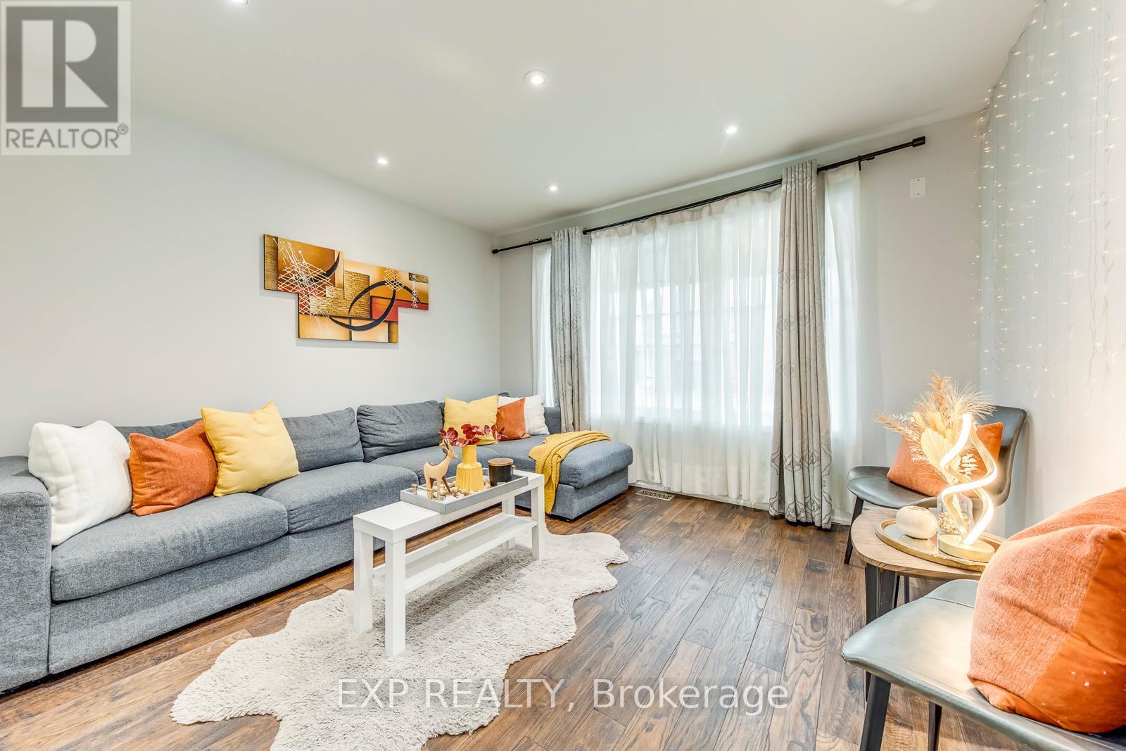 5737 Macphee Road, Mississauga, Ontario  L5M 7B2 - Photo 7 - W12167513