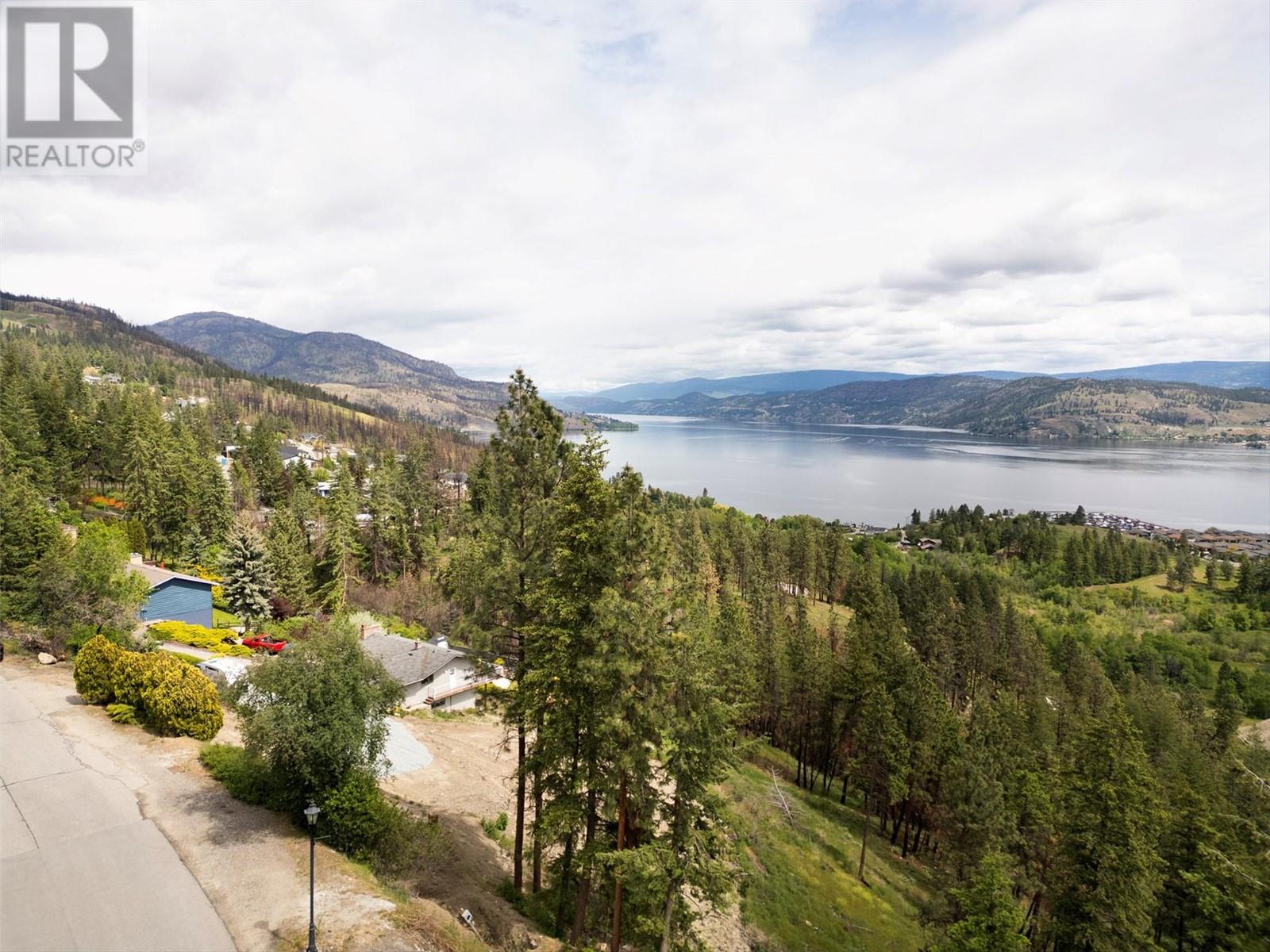 1687 Scott Crescent, West Kelowna, BC V1Z2Y2