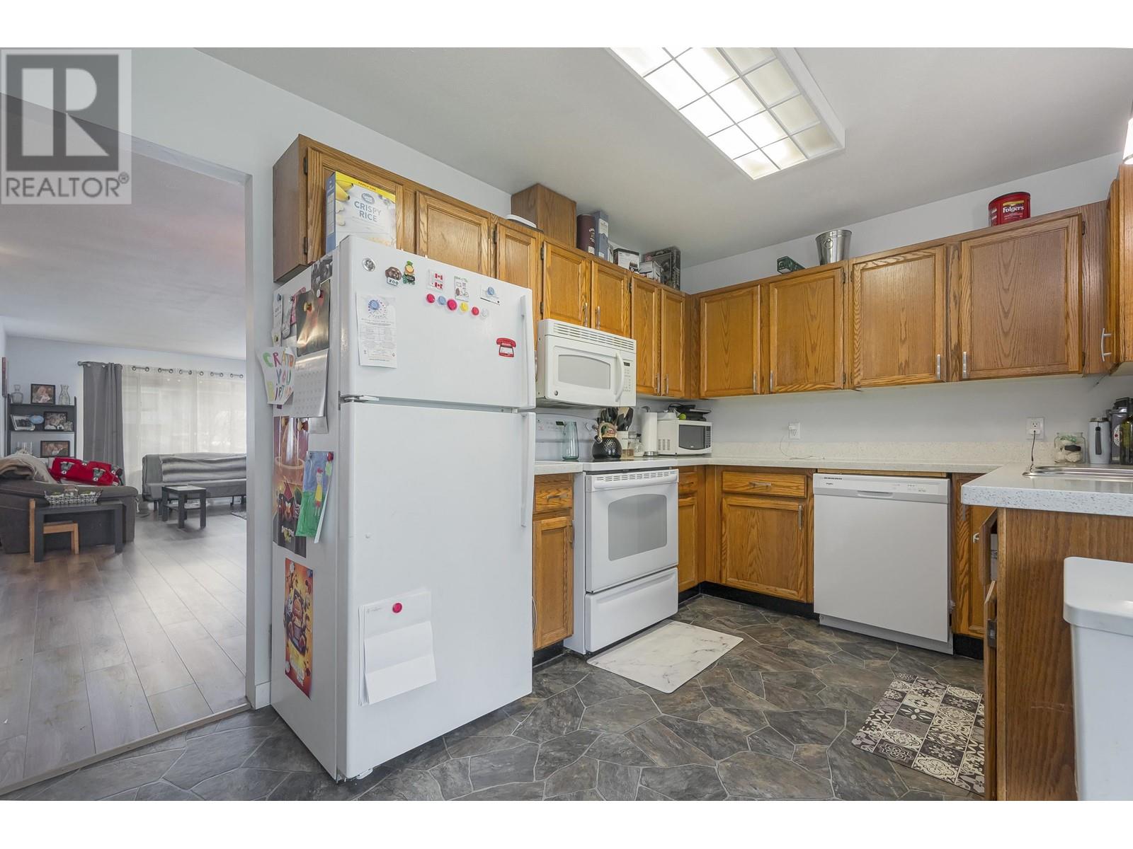 12145 207a Street, Maple Ridge, British Columbia  V2X 9T1 - Photo 8 - R3001685