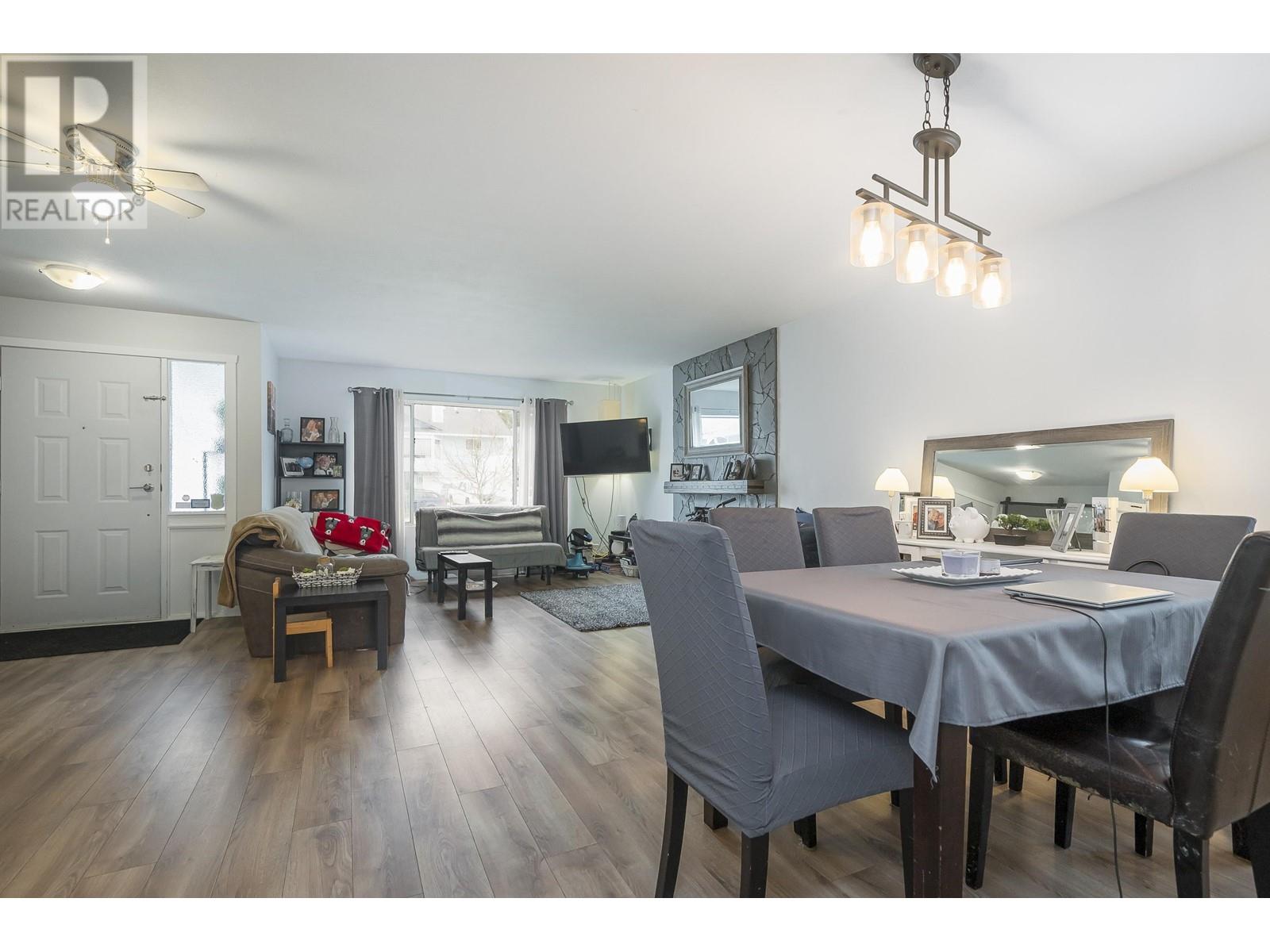 12145 207a Street, Maple Ridge, British Columbia  V2X 9T1 - Photo 6 - R3001685