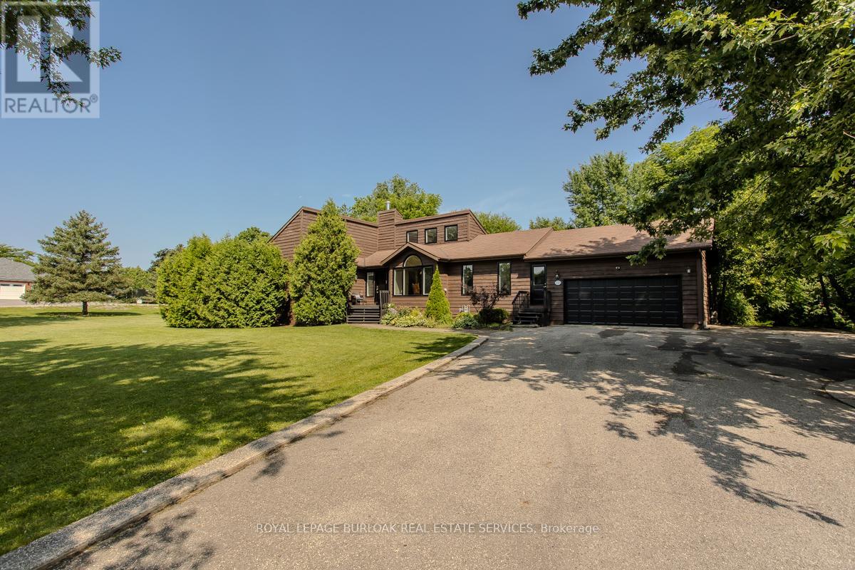 11 Weneil Drive, Hamilton, Ontario  L0R 1K0 - Photo 2 - X12167512
