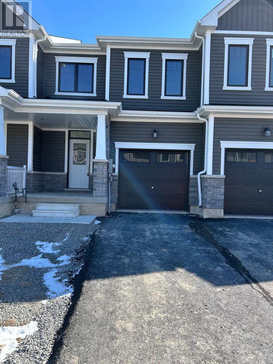B229-05 - 52 EVER SWEET WAY, Thorold, Ontario