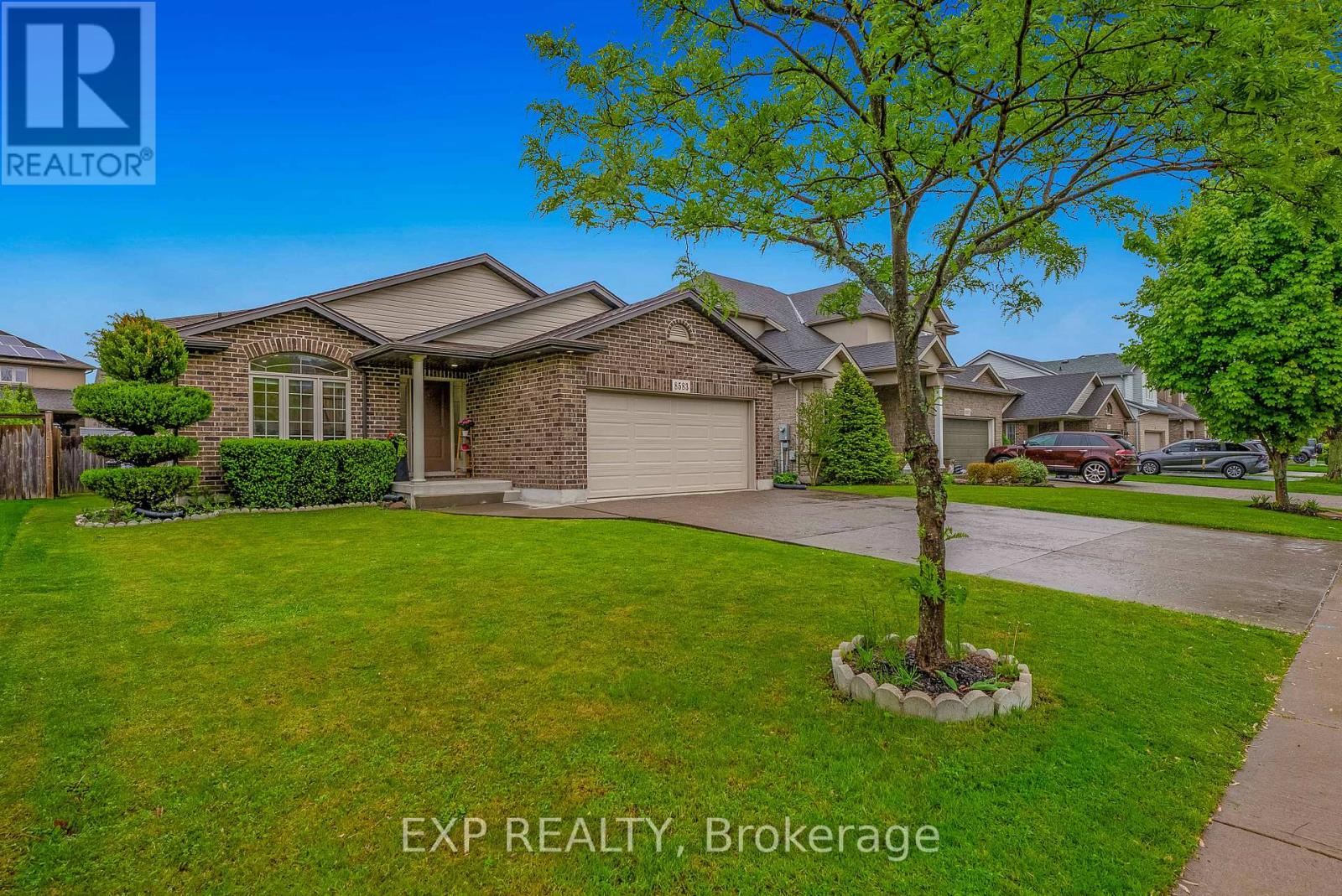 Property at 8583 FORESTVIEW BOULEVARD image 3