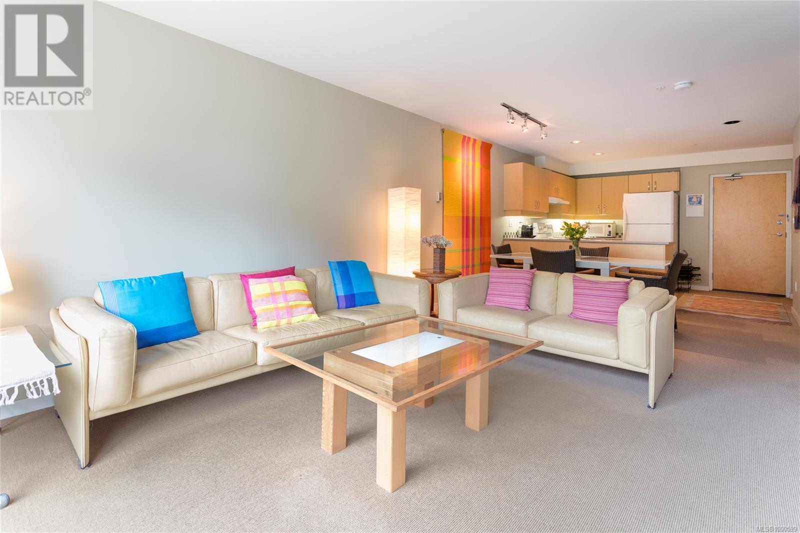 Property at 311 90 Regatta Landing image 3