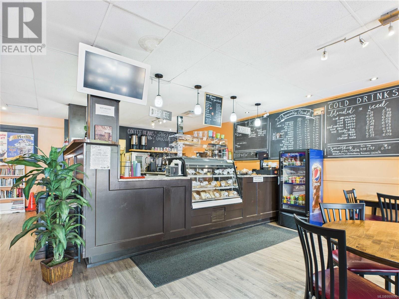 102 2417 Beacon Ave, Sidney, British Columbia  V8L 1X5 - Photo 6 - 999996