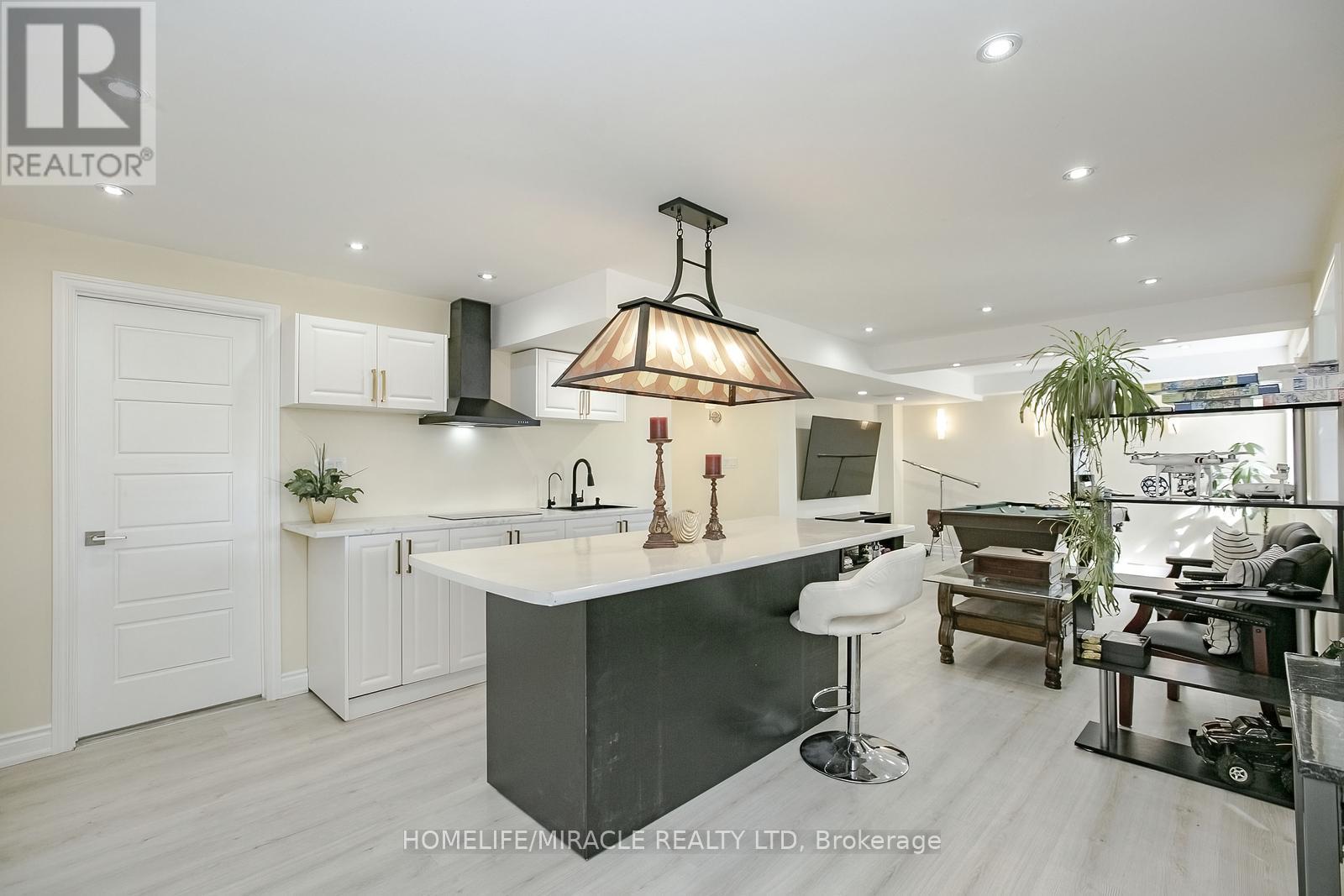 24 Old Cleeve Crescent E, Brampton, Ontario  L7A 0T5 - Photo 41 - W12167185