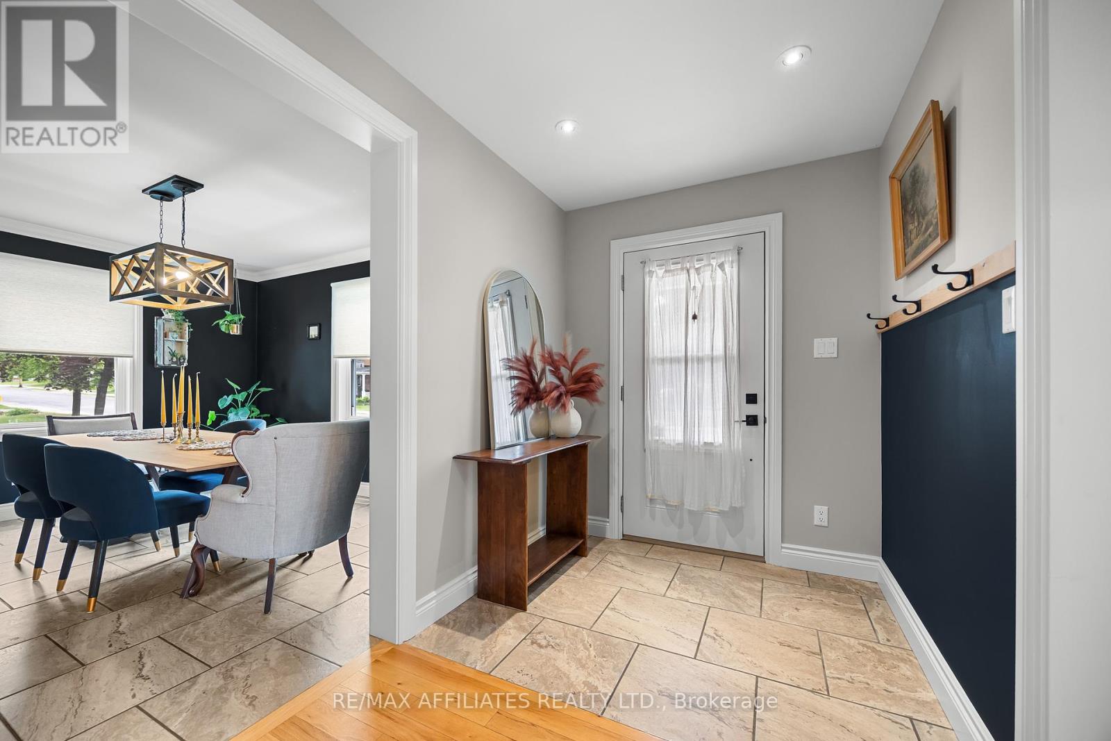 111 Drummond Street E, Perth, Ontario  K7H 1G9 - Photo 4 - X12167539