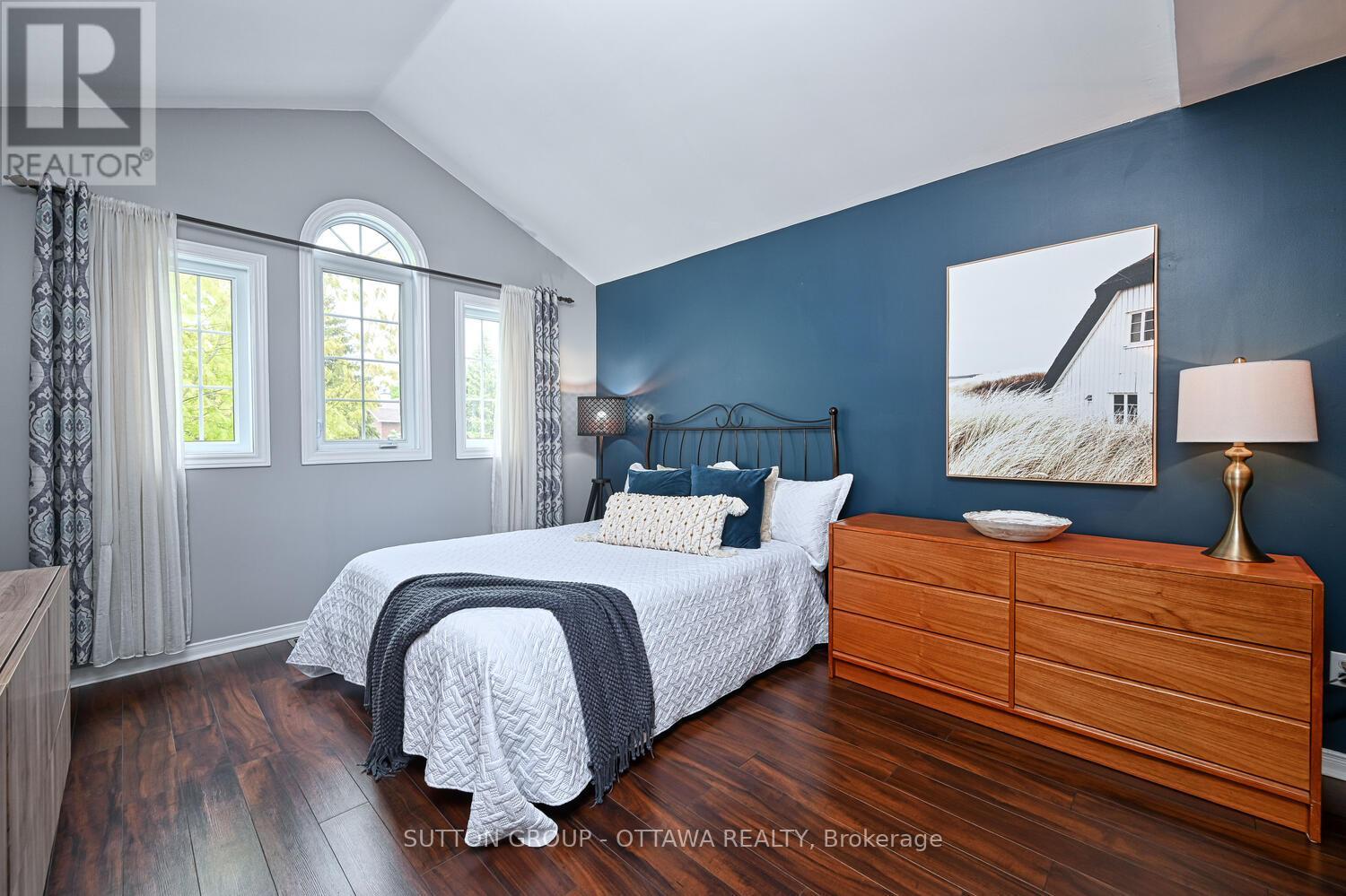 41 Mountshannon Drive, Ottawa, Ontario  K2J 4B8 - Photo 24 - X12167540