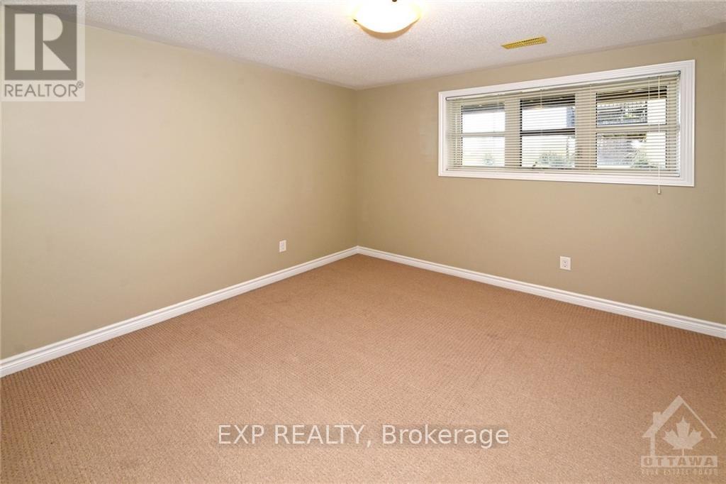 A - 308 Des Tilleuls Pvt, Ottawa, Ontario  K4A 1B7 - Photo 22 - X12167554