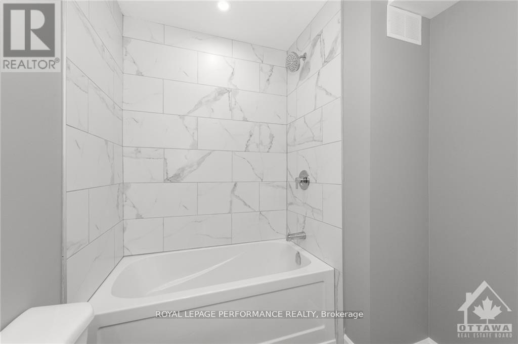 B - 1377 St Jean Street, Ottawa, Ontario  K1C 1N9 - Photo 18 - X12167594