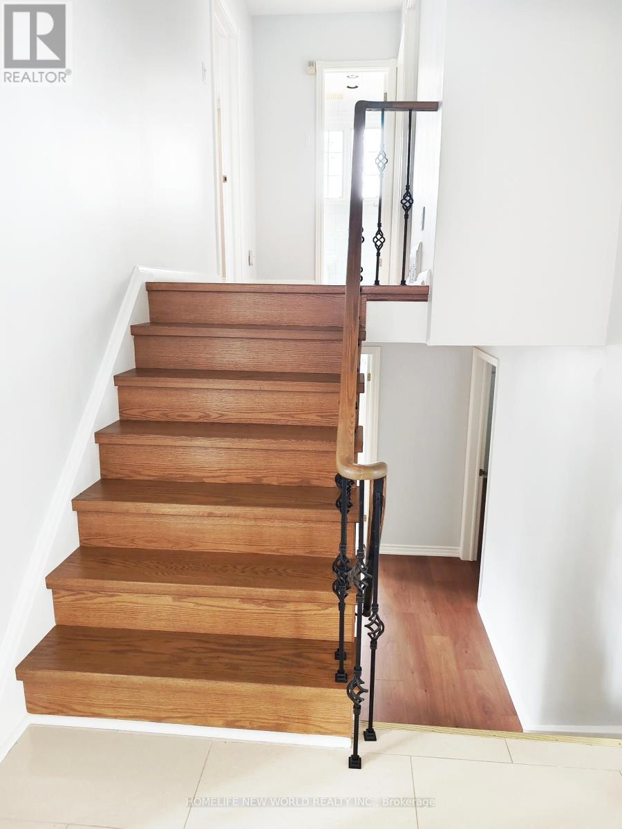 18 Olsen Drive, Toronto, Ontario  M3A 3J2 - Photo 14 - C12167575