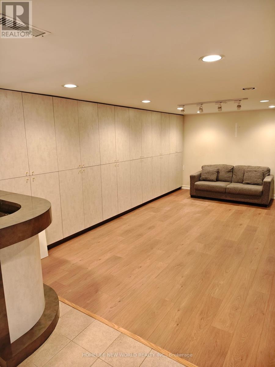 18 Olsen Drive, Toronto, Ontario  M3A 3J2 - Photo 19 - C12167575