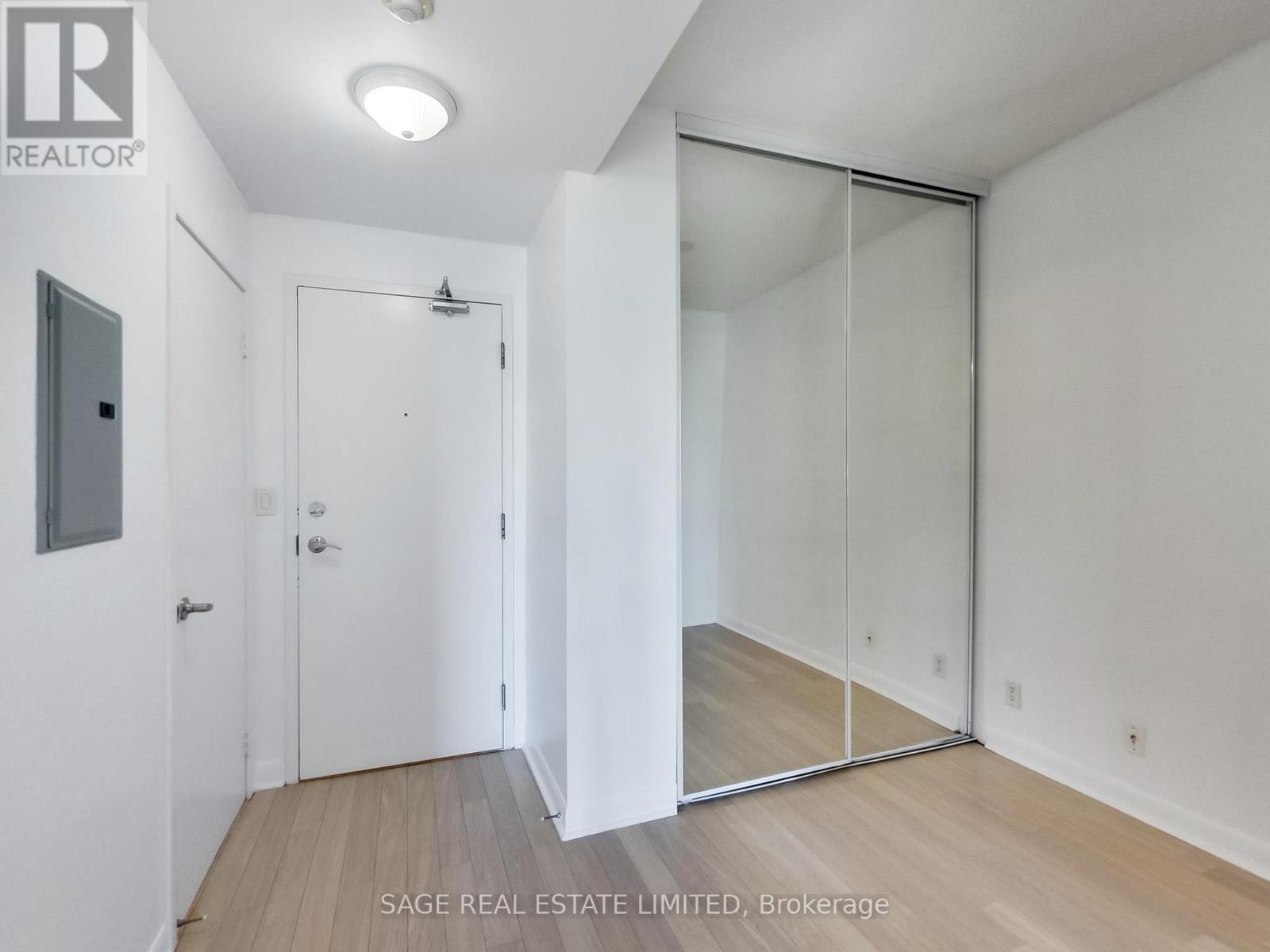 702 - 600 Fleet Street, Toronto, Ontario  M6K 3P5 - Photo 15 - C12167603
