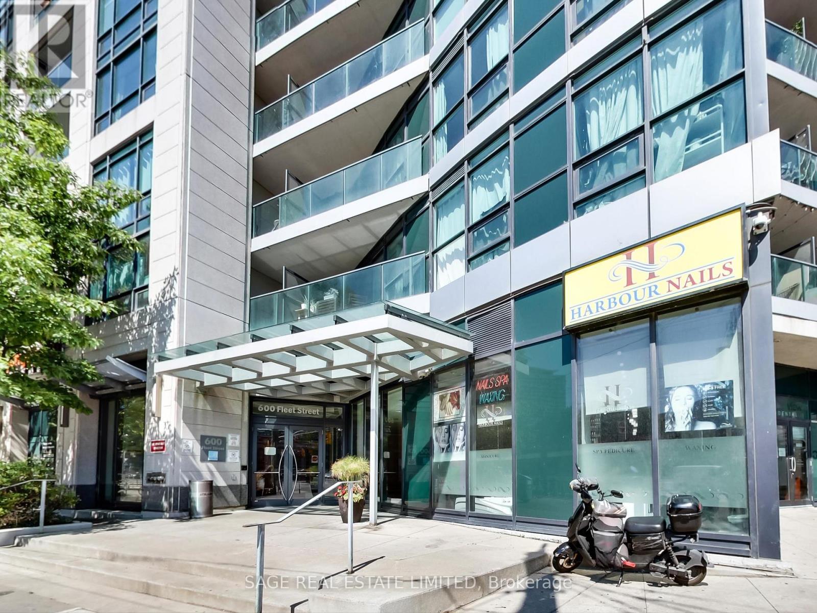 702 - 600 Fleet Street, Toronto, Ontario  M6K 3P5 - Photo 23 - C12167603