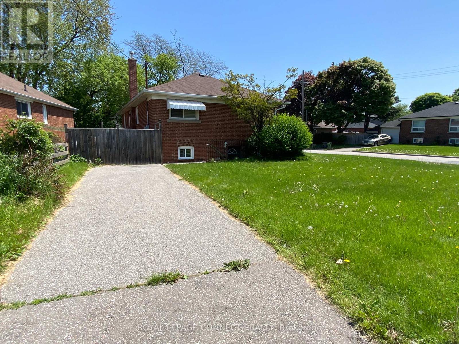 Bsmt - 2 Kellyvale Road, Toronto, Ontario  M1R 3M3 - Photo 3 - E12167544