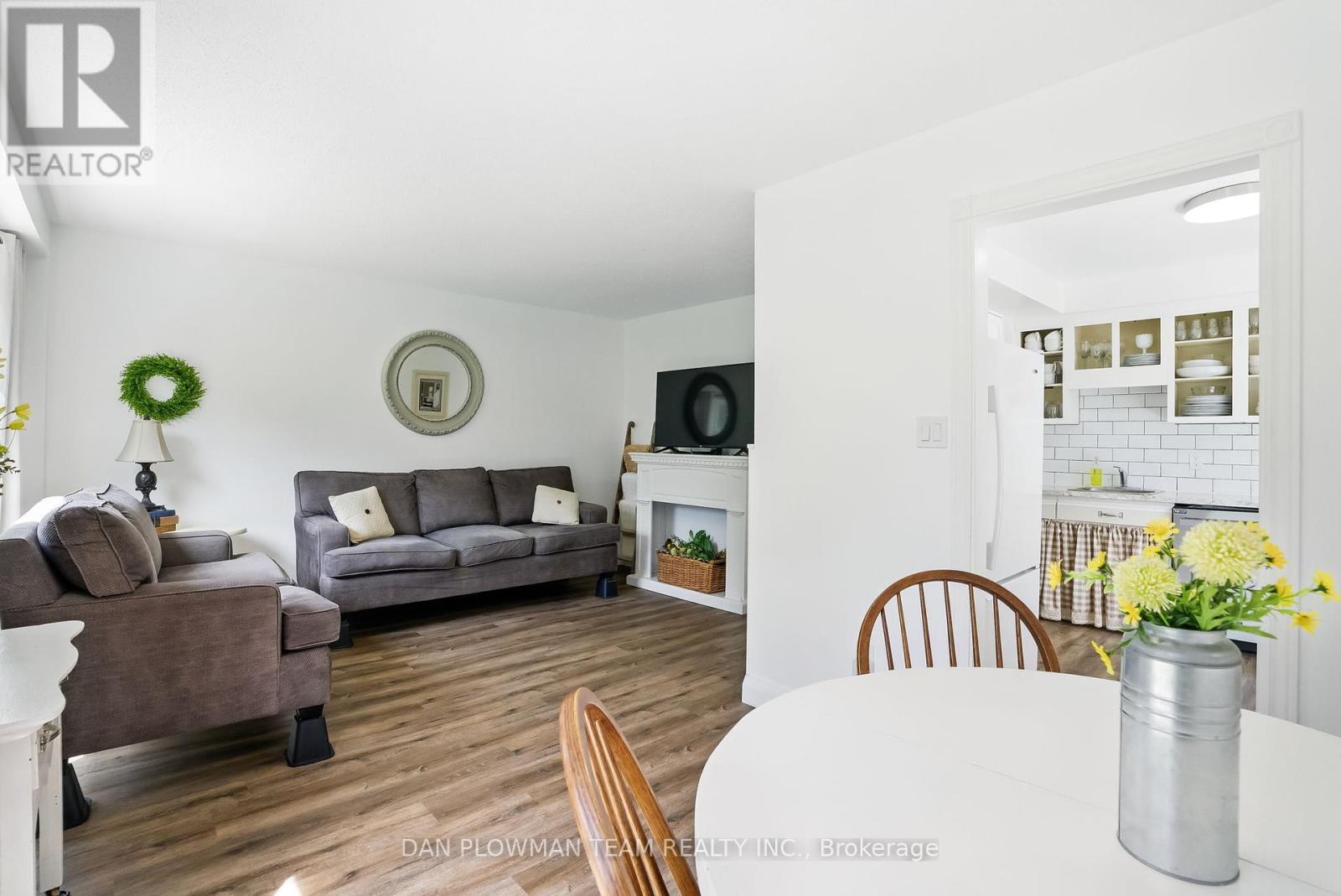 57 Kirby Crescent, Whitby, Ontario  L1N 6T1 - Photo 11 - E12167548