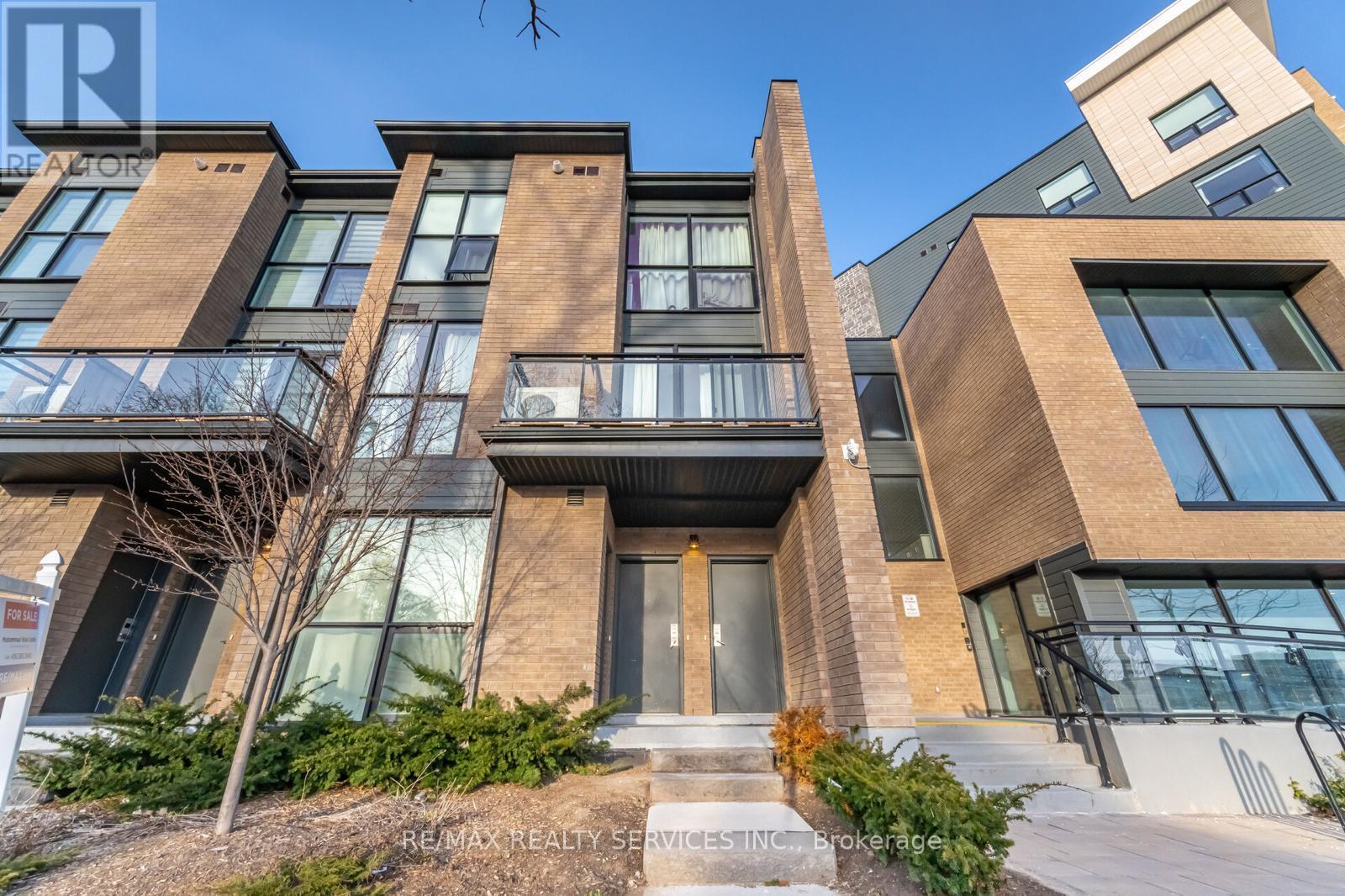 C-3 FALAISE ROAD, Toronto, Ontario
