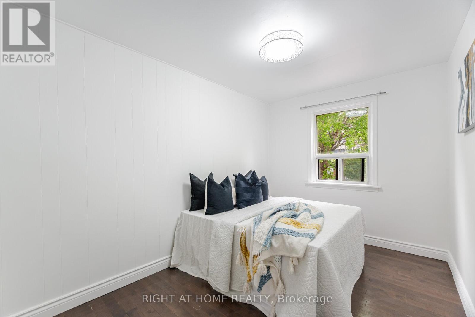 79 Chapman Avenue, Toronto, Ontario  M4B 1C6 - Photo 24 - E12167597