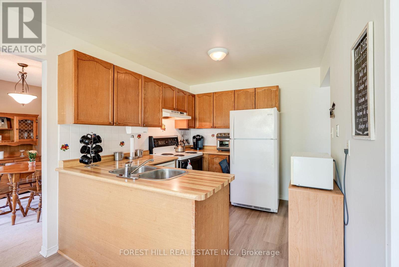 44 Quance Street, Barrie, Ontario  L4N 7M3 - Photo 6 - S12160800