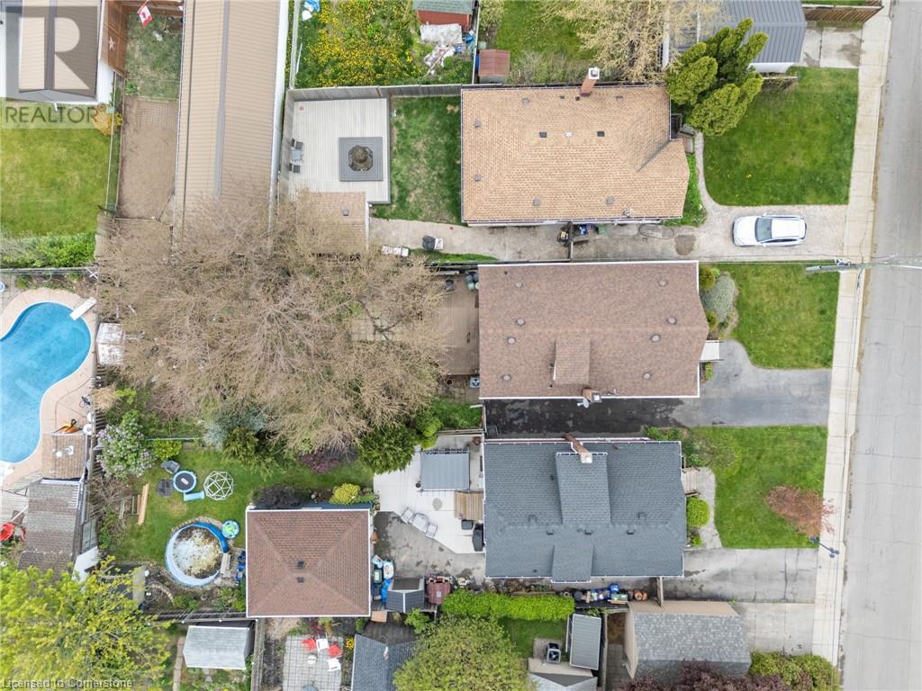 1450 Monterey Avenue, Hamilton, Ontario  L8K 1P7 - Photo 3 - 40720237