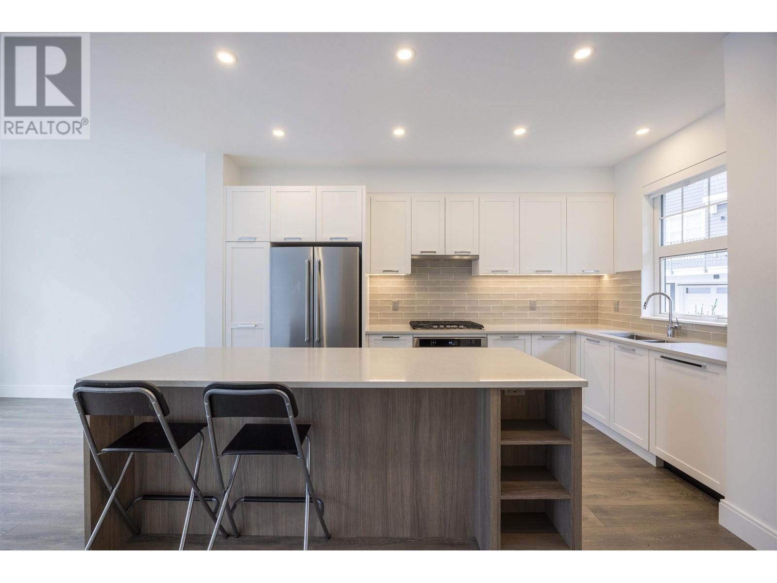 190 1310 Mitchell Street, Coquitlam, British Columbia  V3E 0T9 - Photo 4 - R2983821