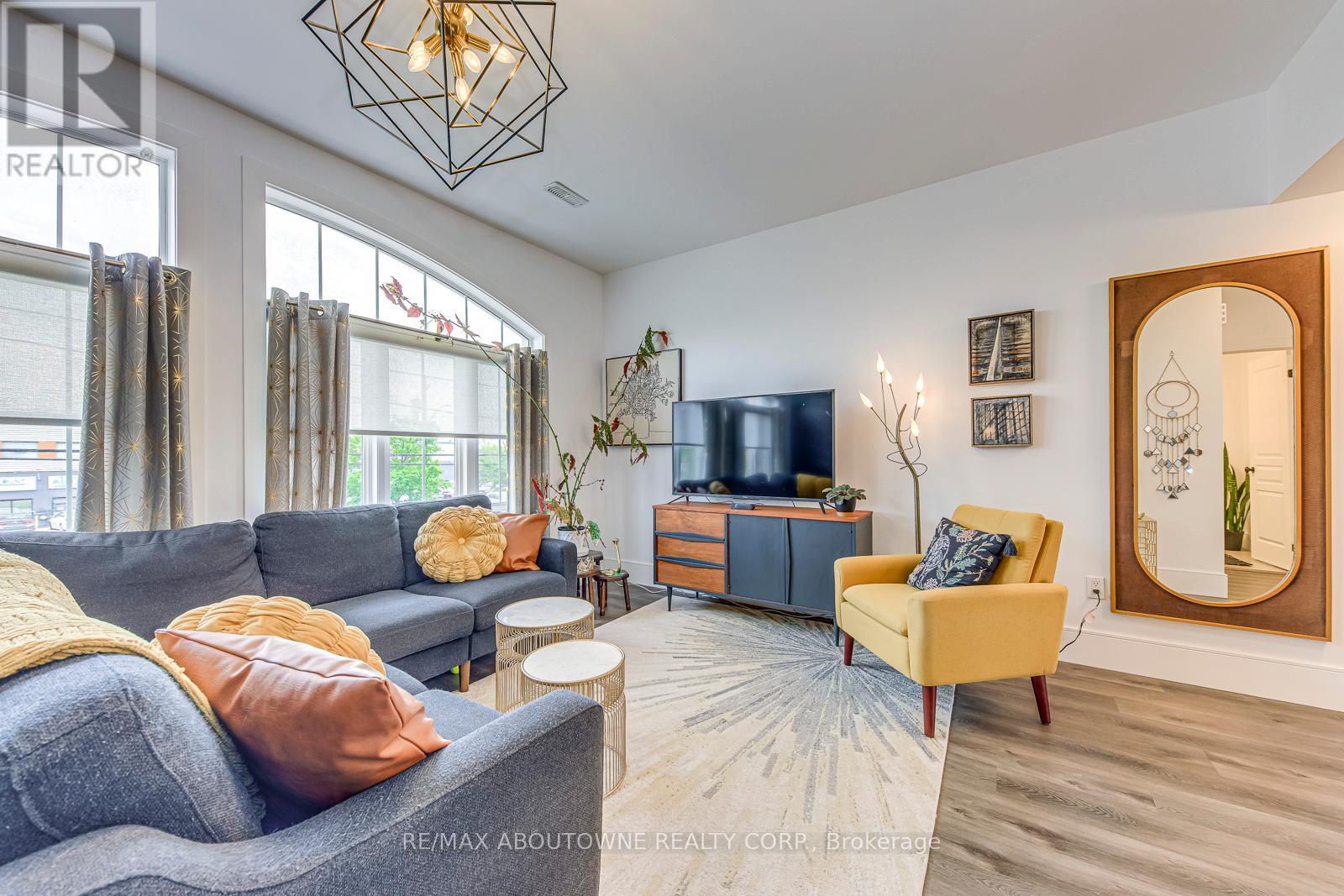 24 - 1401 Plains Road E, Burlington, Ontario  L7R 0C2 - Photo 7 - W12167588