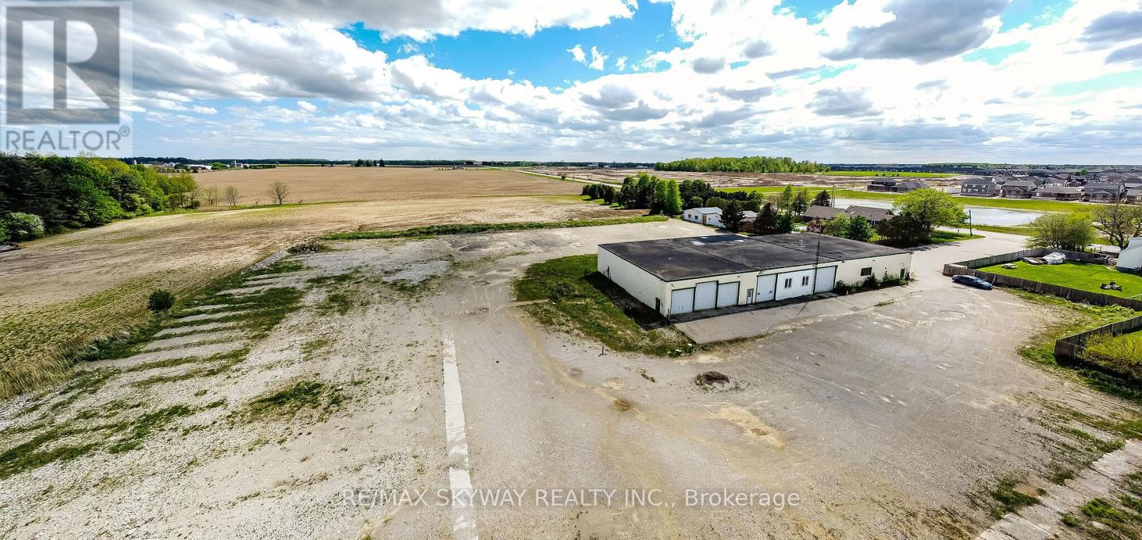 8534 Centennial Road N, Central Elgin, Ontario  N5P 3S6 - Photo 4 - X12167552