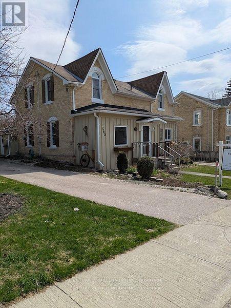 Property at 260 WELLINGTON STREET E image 2