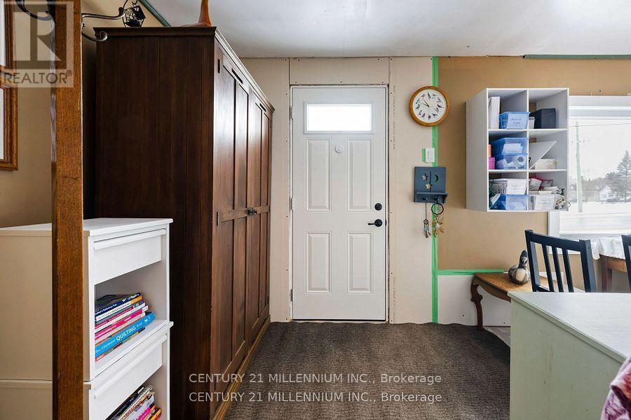 Property at 260 WELLINGTON STREET E image 5
