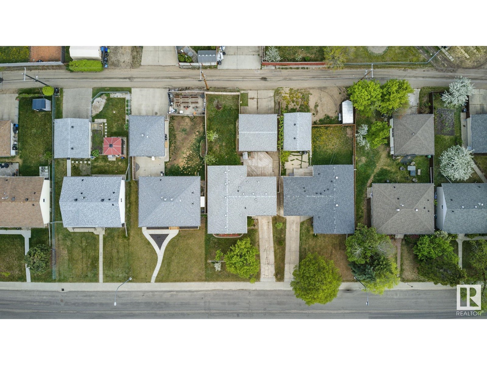 13316 136 Av Nw, Edmonton, Alberta  T5L 4B3 - Photo 37 - E4437938